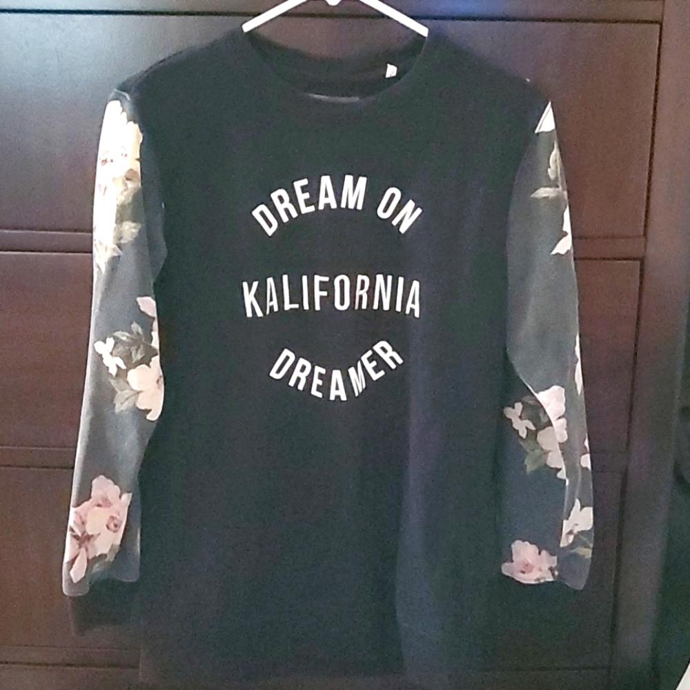 Kendall & Kylie "Dream On" Sweater